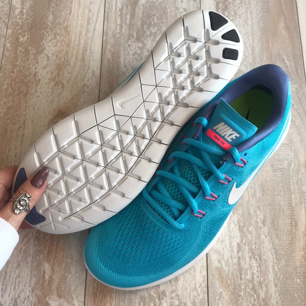 NWT Nike Free RN Blue - Picture 6 of 7